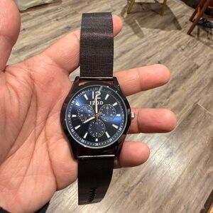 Izod Black and Blue Mesh Strap Watch